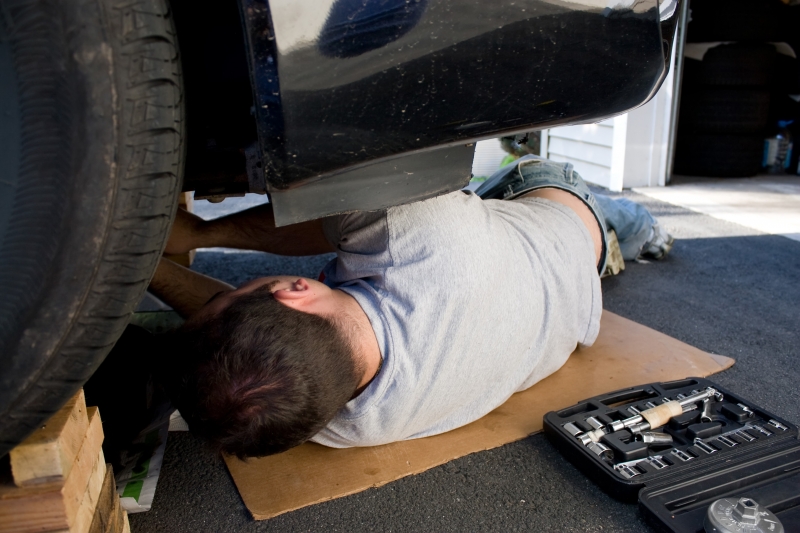 1064189-car-maintenance-and-repairs